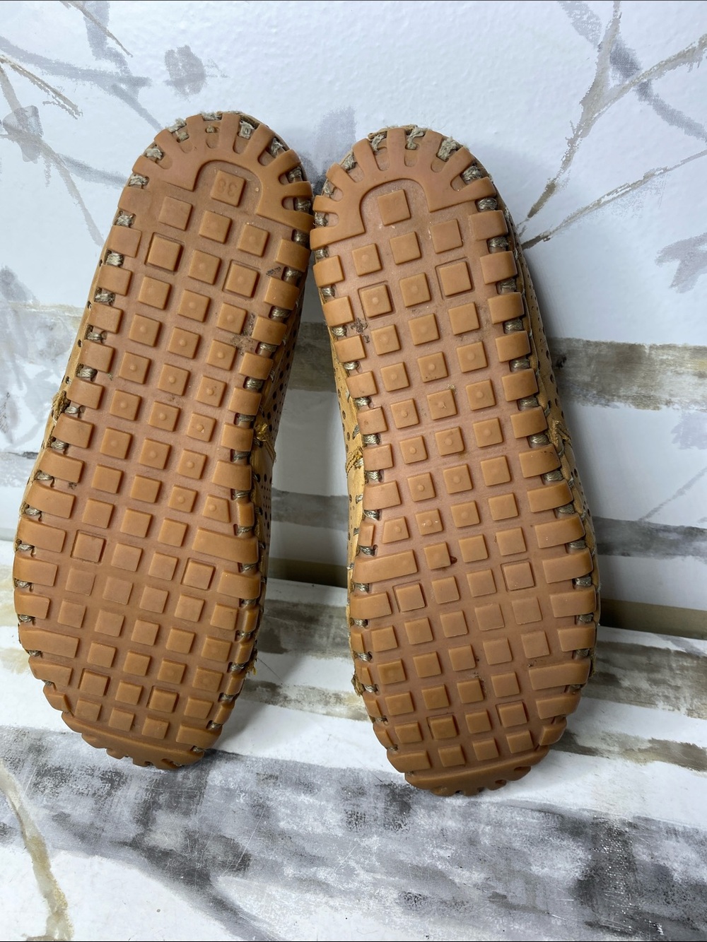 Spring Step Leather Perforated Flats - Picture 6 of 6